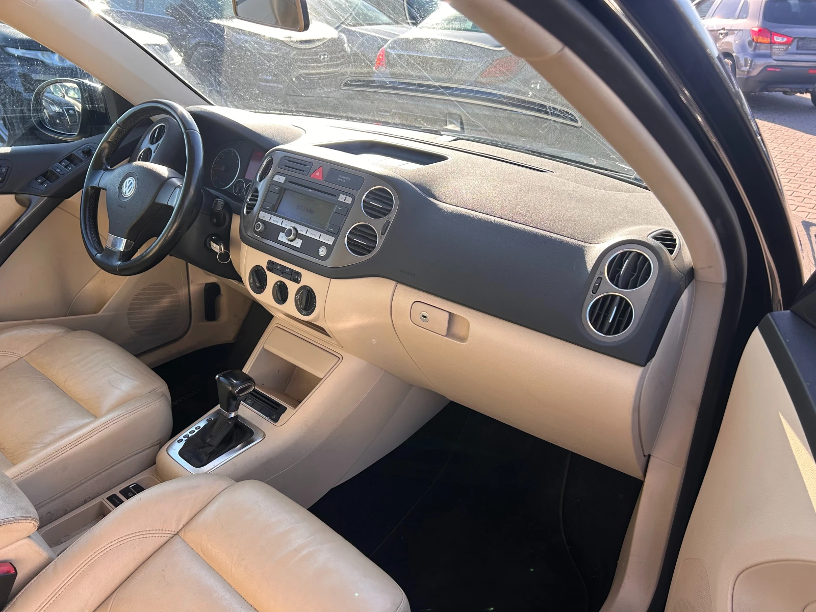 VW Tiguan 2.0TDI 4MOTION AVTOMAT/NAVI/KOJA EURO 4 | Mobile.bg � ����������� 11