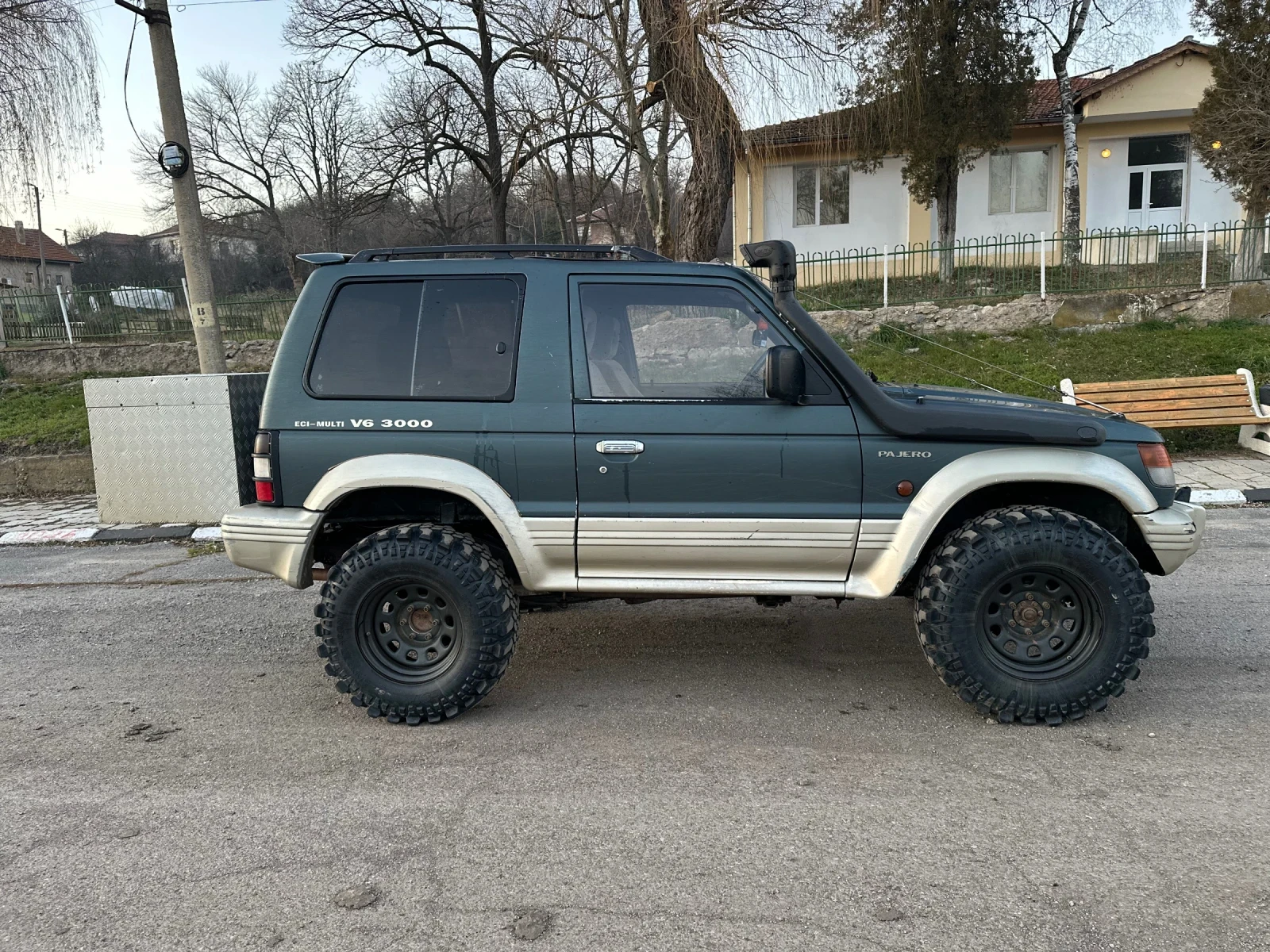Mitsubishi Pajero 3000 V6 150 �.�. | Mobile.bg � ����������� 1