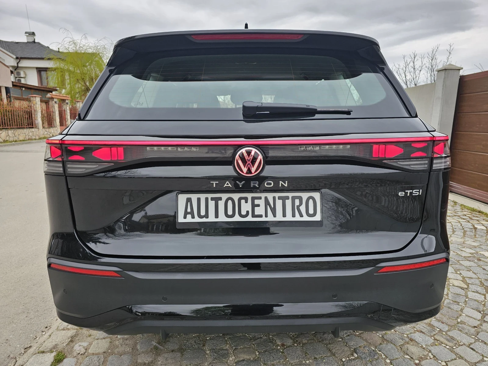 VW Tayron 1.5 eTSI Life 7седалки IQ.LIGHT-HD-Matrix, снимка 7 - Автомобили и джипове - 53193540