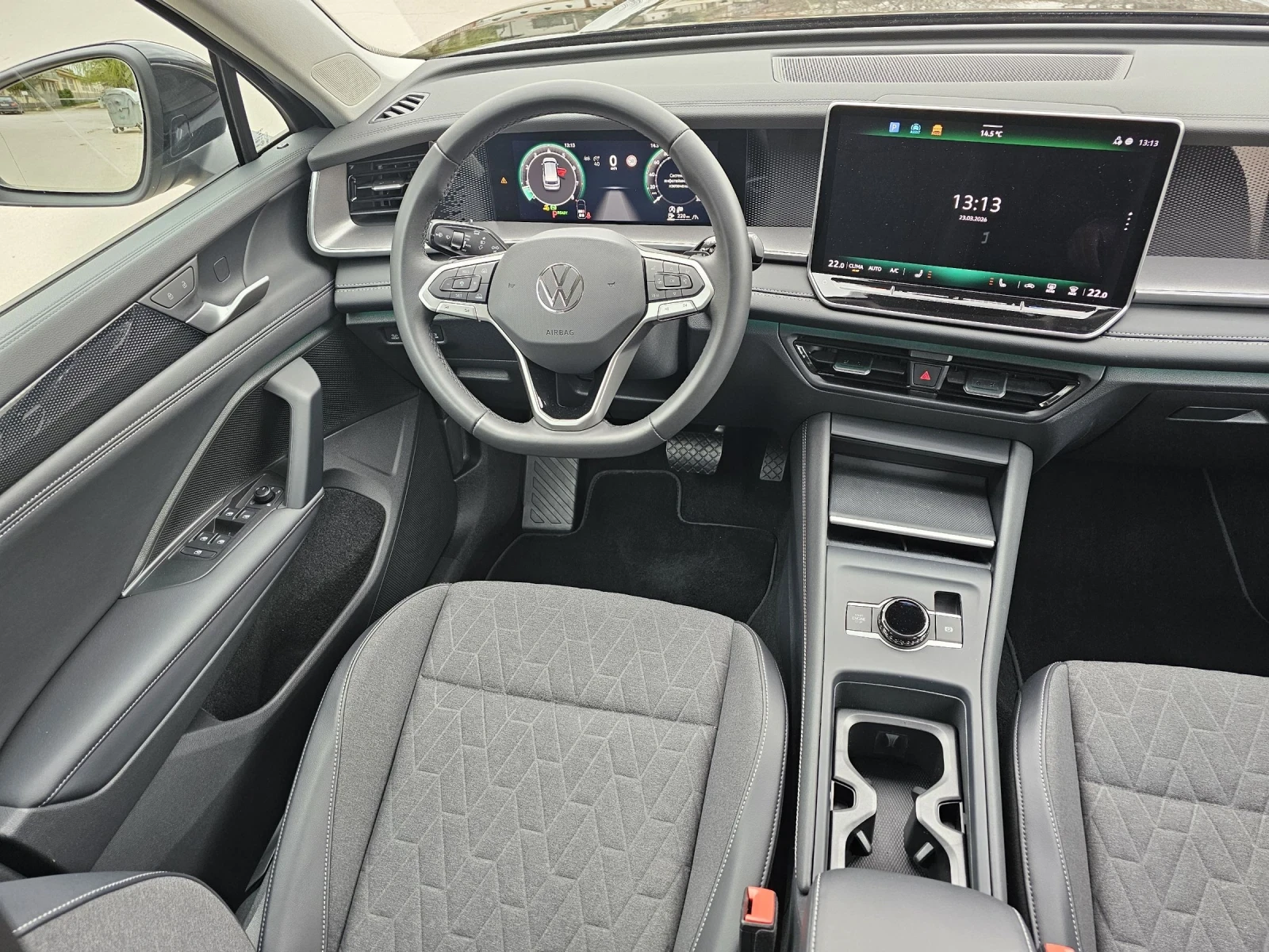 VW Tayron 1.5 eTSI Life 7седалки IQ.LIGHT-HD-Matrix, снимка 11 - Автомобили и джипове - 53193540