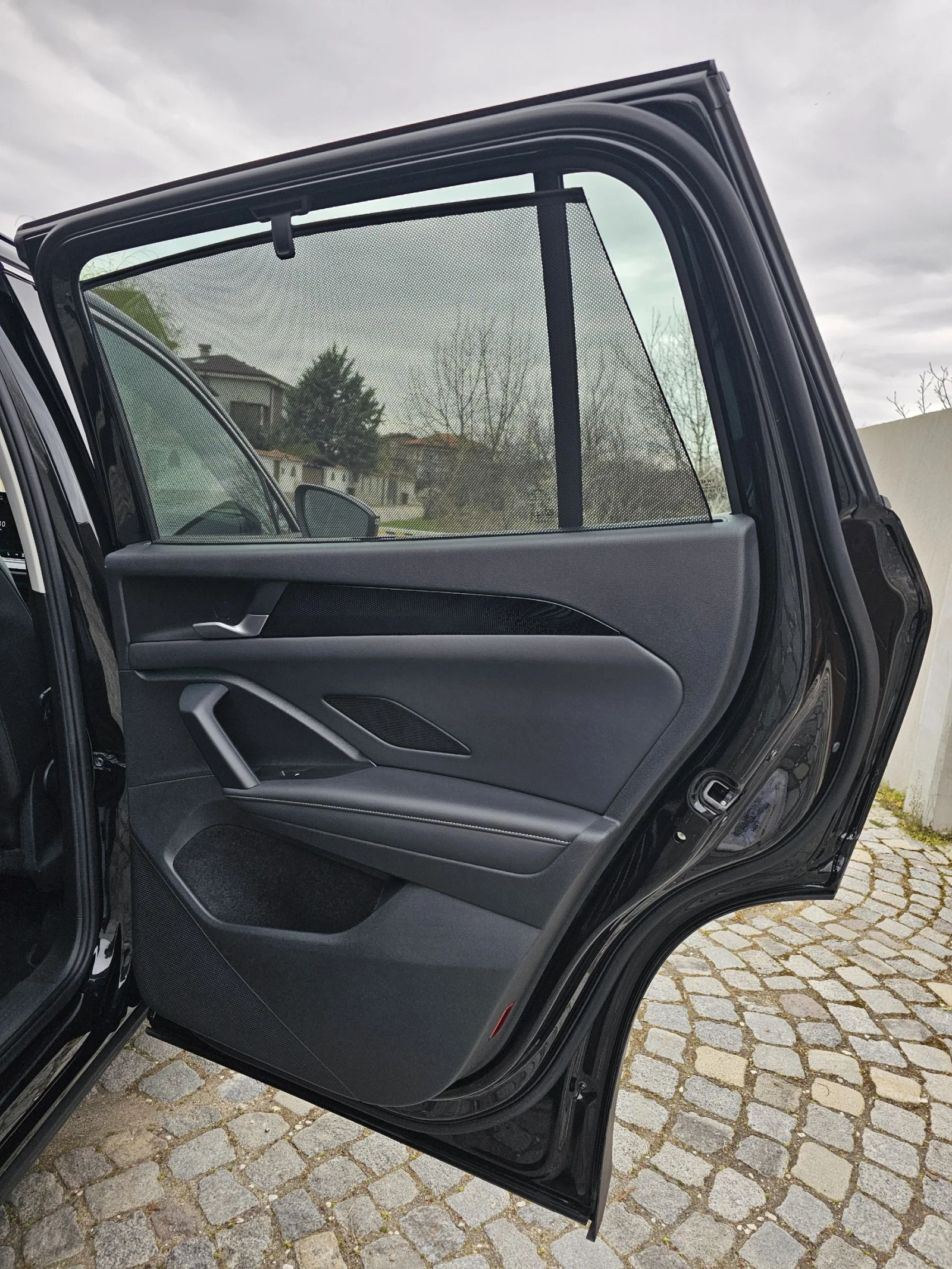 VW Tayron 1.5 eTSI Life 7седалки IQ.LIGHT-HD-Matrix, снимка 16 - Автомобили и джипове - 53193540