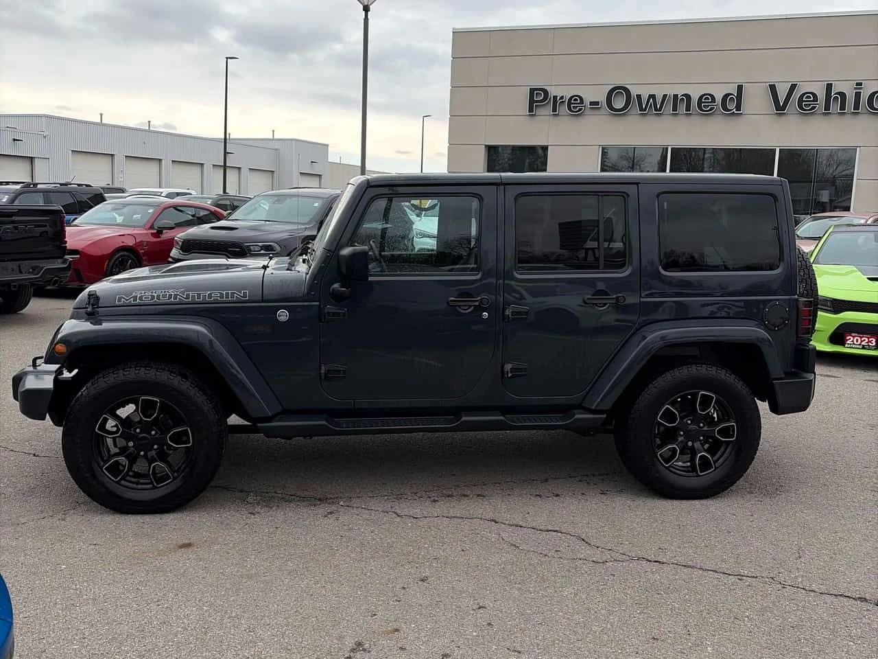 Jeep Wrangler * Smoky Mountain * CARFAX * Keyless * NAVI* Подгре, снимка 2 - Автомобили и джипове - 54067656