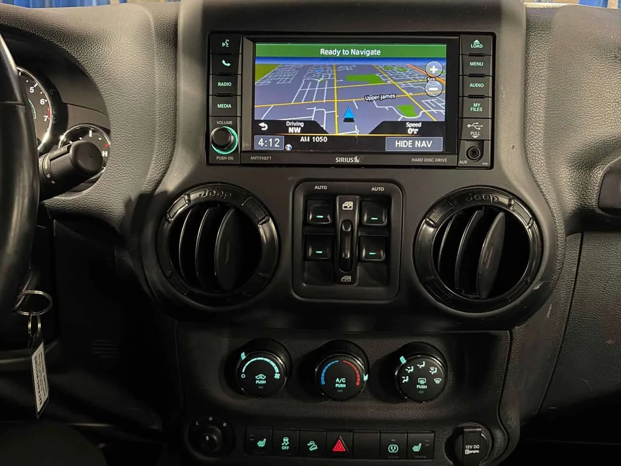 Jeep Wrangler * Smoky Mountain * CARFAX * Keyless * NAVI* Подгре, снимка 9 - Автомобили и джипове - 54067656