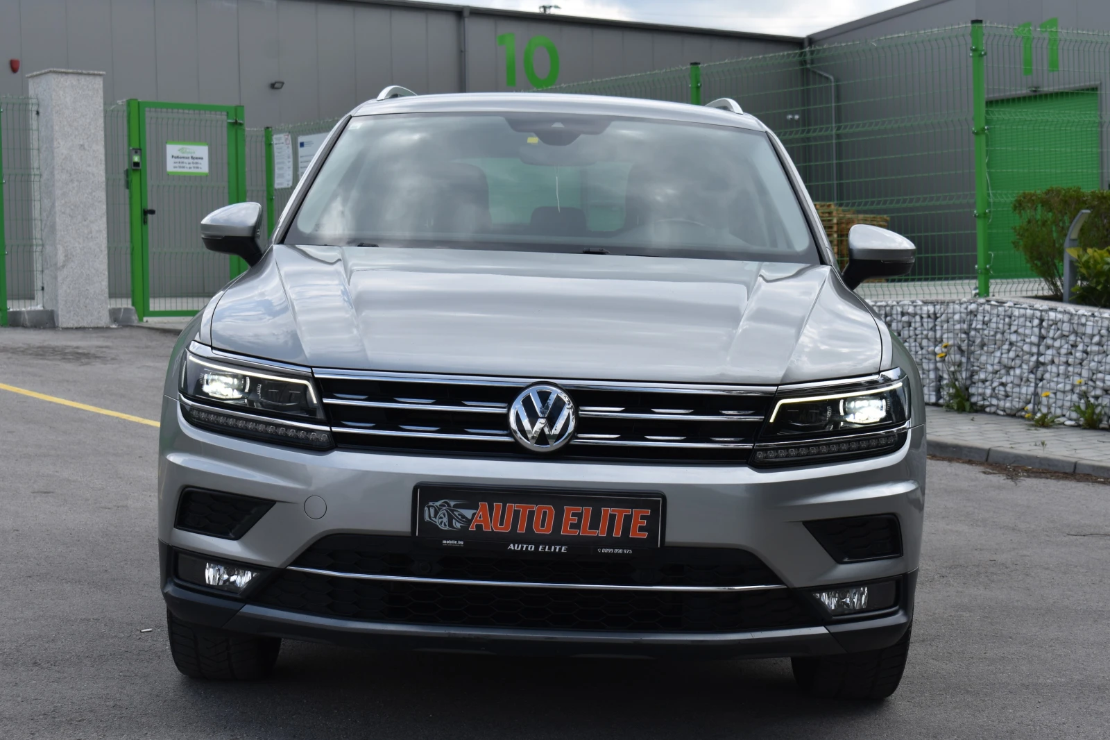 VW Tiguan 2.0TDI= 4MOTION= FACELIFT= VIRTUAL= DSG= MATRIX= , снимка 8 - Автомобили и джипове - 54240256