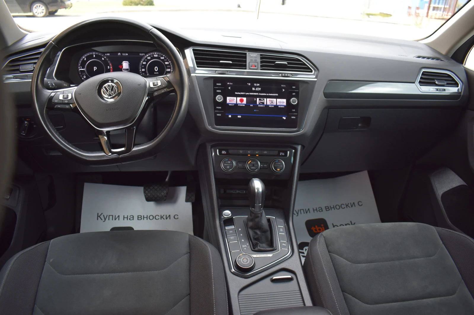 VW Tiguan 2.0TDI= 4MOTION= FACELIFT= VIRTUAL= DSG= MATRIX= , снимка 10 - Автомобили и джипове - 54240256