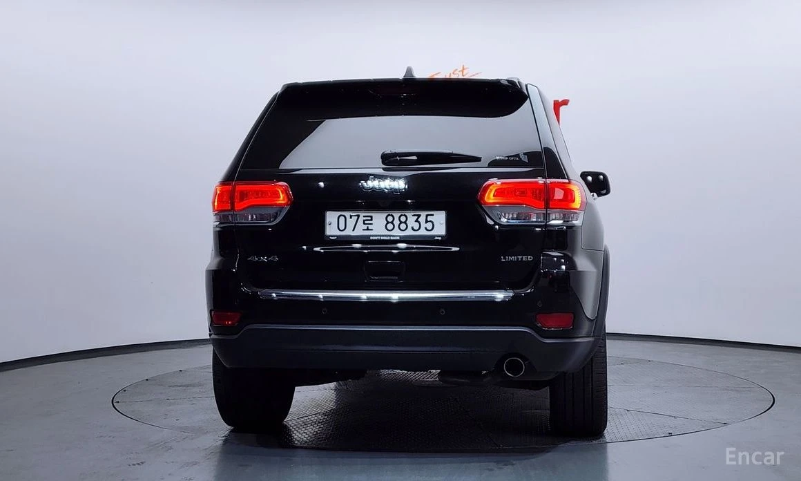 Jeep Grand cherokee 3.6 LIMITED* ПОДГРЕВ* ОБДУХВАНЕ* PANORAMA* КАМЕРА*, снимка 4 - Автомобили и джипове - 54241080