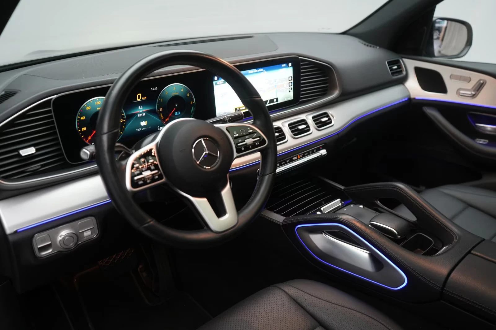 Mercedes-Benz GLE 350 de/4MATIC/333HP/PANO/CAM/NAVI/LED/DIGI/KLESS/348q, снимка 6 - Автомобили и джипове - 54699491