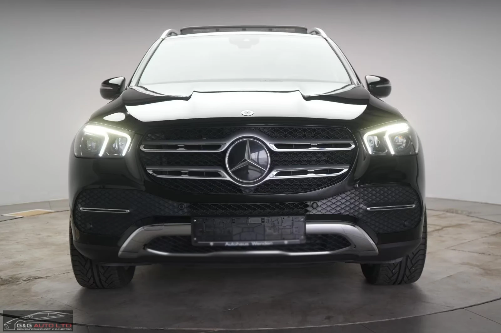 Mercedes-Benz GLE 350 de/4MATIC/333HP/PANO/CAM/NAVI/LED/DIGI/KLESS/348q, снимка 2 - Автомобили и джипове - 54699491