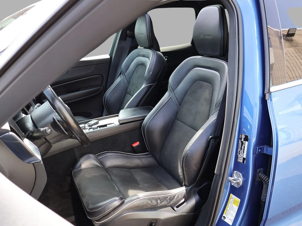 Volvo XC60 Hybrid Plug-in T8 R-Design eAWD, снимка 12 - Автомобили и джипове - 55679974