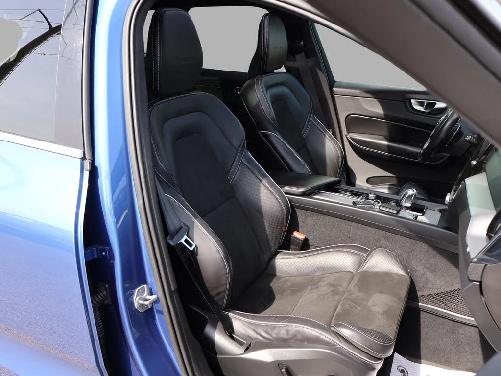 Volvo XC60 Hybrid Plug-in T8 R-Design eAWD, снимка 16 - Автомобили и джипове - 55679974