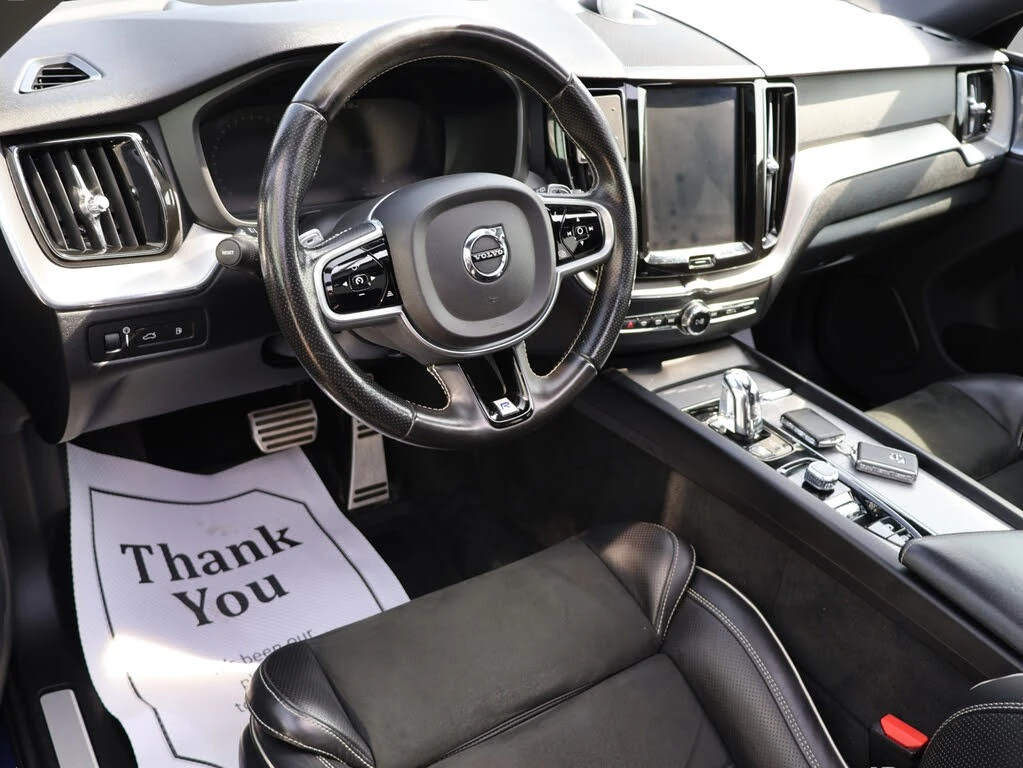 Volvo XC60 Hybrid Plug-in T8 R-Design eAWD, снимка 8 - Автомобили и джипове - 55679974
