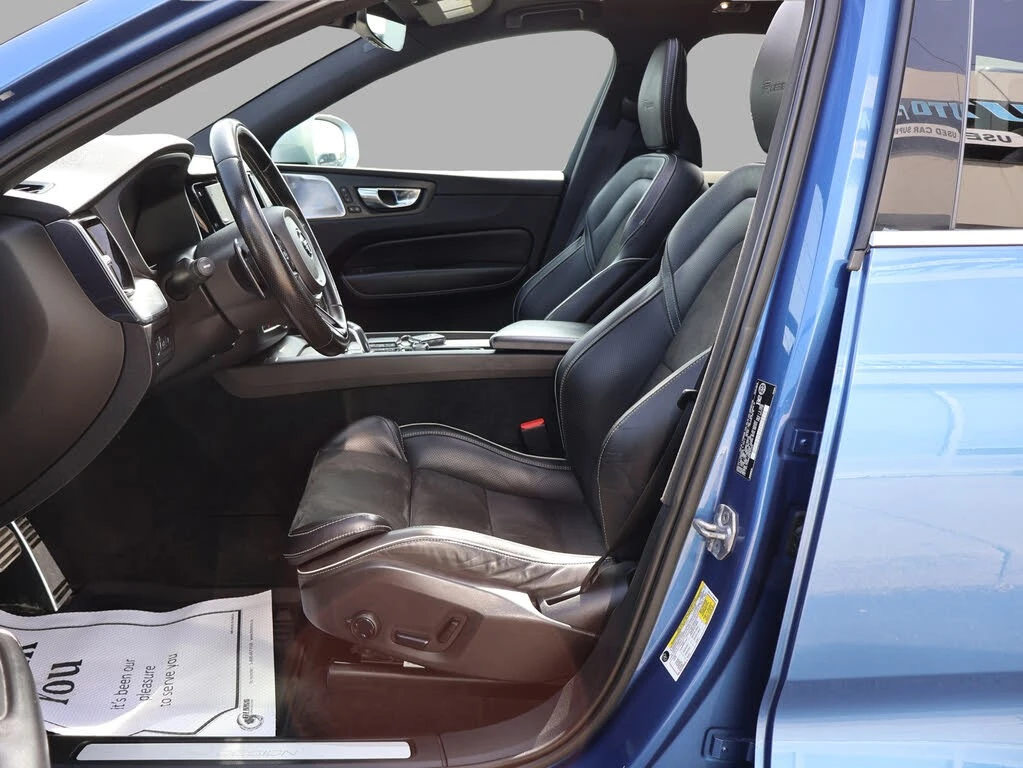 Volvo XC60 Hybrid Plug-in T8 R-Design eAWD, снимка 13 - Автомобили и джипове - 55679974
