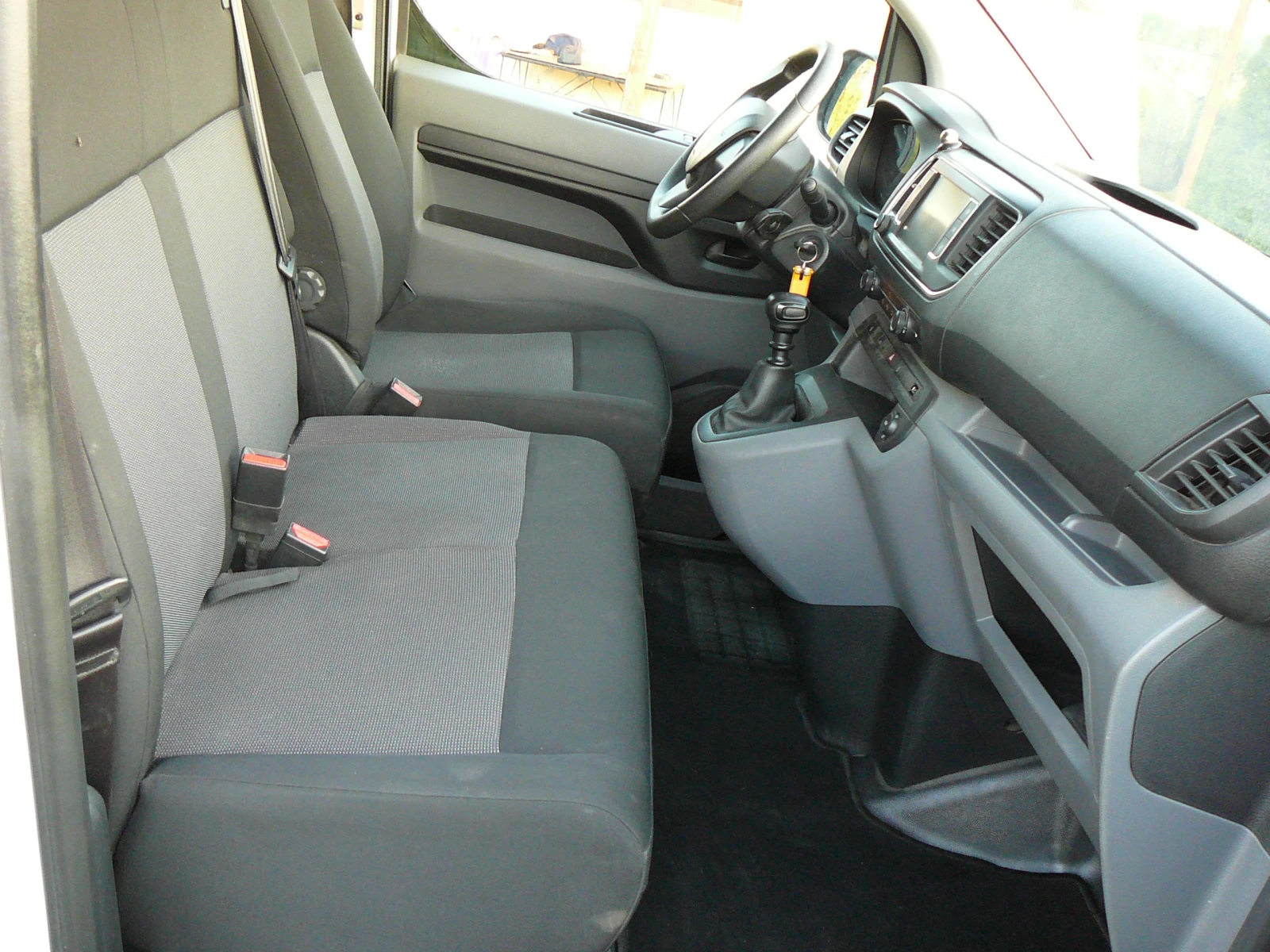 Peugeot Expert 2.0 hdi - изображение 9