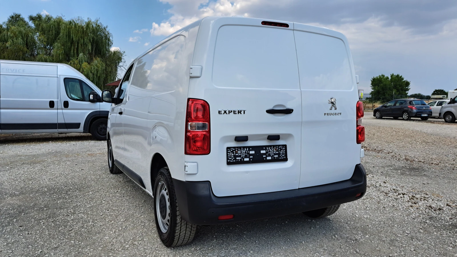 Peugeot Expert 2.0HDI-6ск/КЛИМАТИК/АВТОПИЛОТ/ПАРКТРОНИК/EURO6, снимка 3 - Бусове и автобуси - 55648049