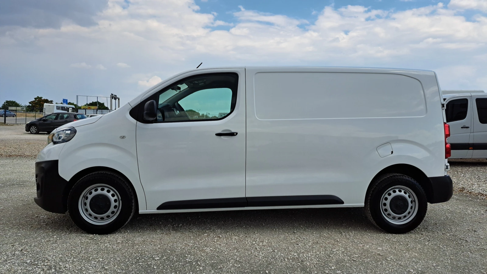 Peugeot Expert 2.0HDI-6ск/КЛИМАТИК/АВТОПИЛОТ/ПАРКТРОНИК/EURO6, снимка 6 - Бусове и автобуси - 55648049