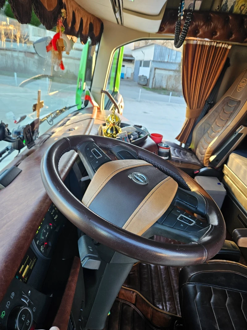 Volvo Fh Euro 6, снимка 15 - Камиони - 52937814