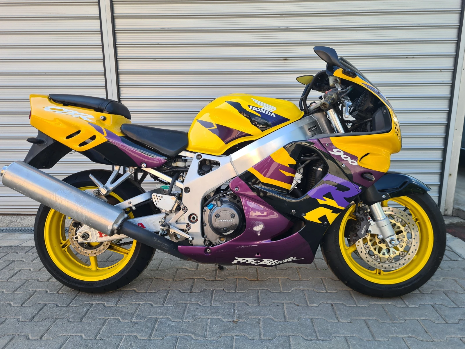 Honda Cbr 919RR - изображение 2