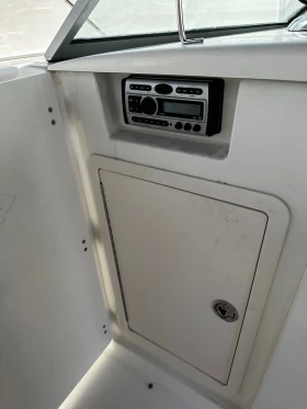 Моторна яхта Chaparral, снимка 12