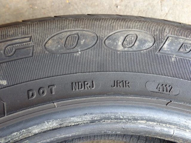 Гуми Летни 235/60R17, снимка 11 - Гуми и джанти - 18313953