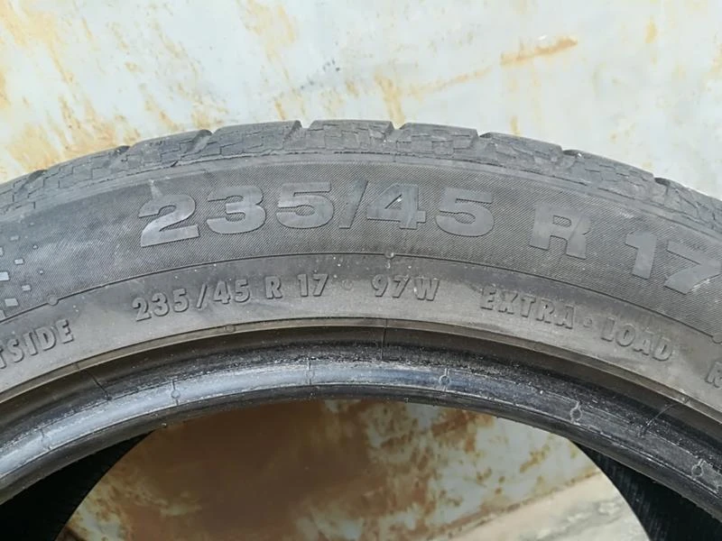 Гуми Летни 235/45R17, снимка 5 - Гуми и джанти - 21670980