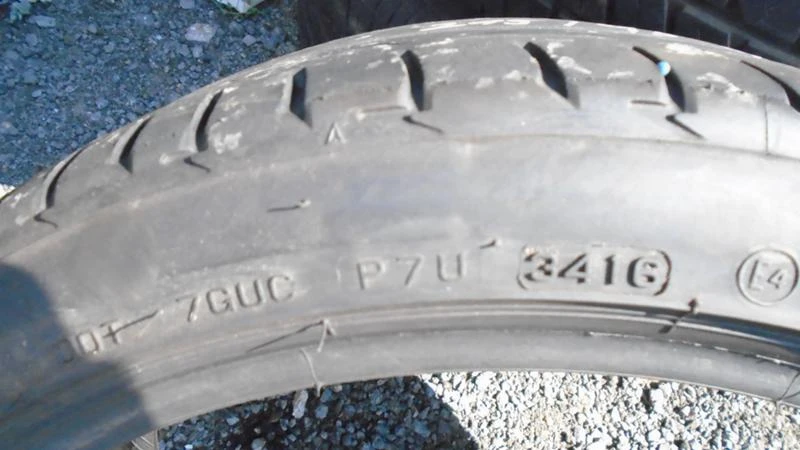 Гуми Летни 215/45R17, снимка 7 - Гуми и джанти - 22370687