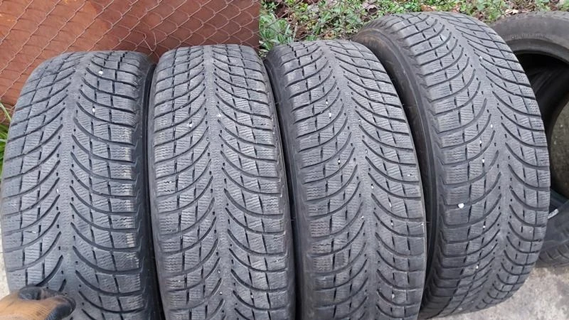 Гуми Зимни 225/65R17, снимка 2 - Гуми и джанти - 27571639