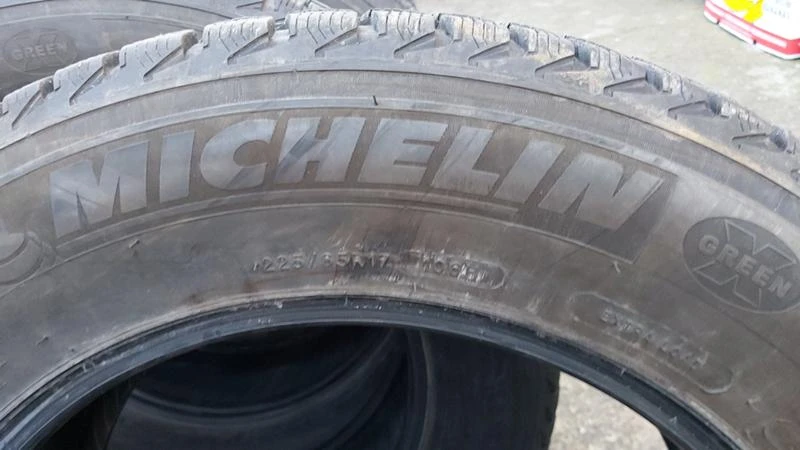 Гуми Зимни 225/65R17, снимка 5 - Гуми и джанти - 27571639