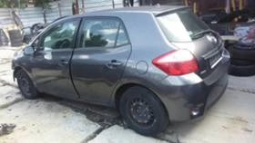 Toyota Auris 1.3 vvti на части - [1] 