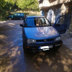 VW Golf Комби, снимка 1