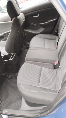 Обява за продажба на Hyundai I30 1.4 CRDI LED EURO6 ~12 290 лв. - изображение 6 | Auto.bg Обява за продажба на Hyundai I30 1.4 CRDI LED EURO6 ~12 290 лв. - изображение 6