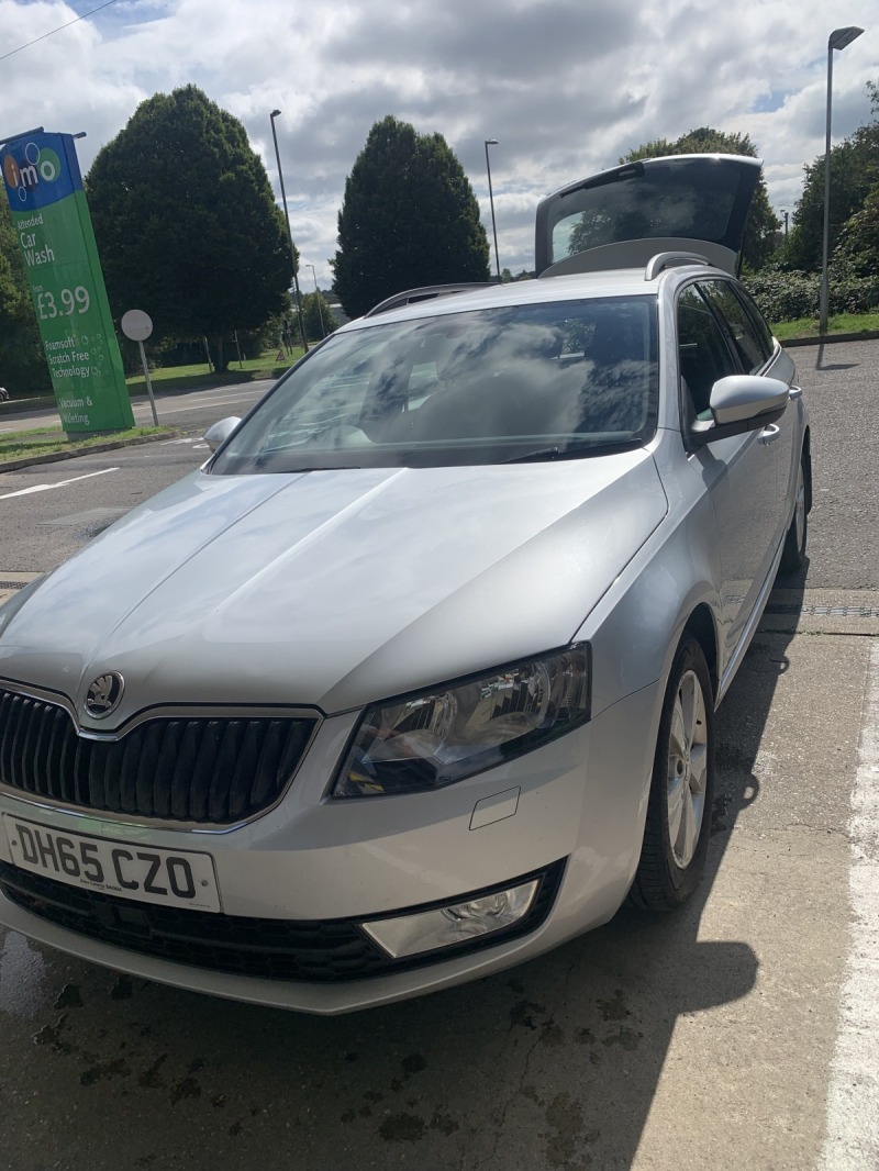 Skoda Octavia, снимка 6 - Автомобили и джипове - 46105900