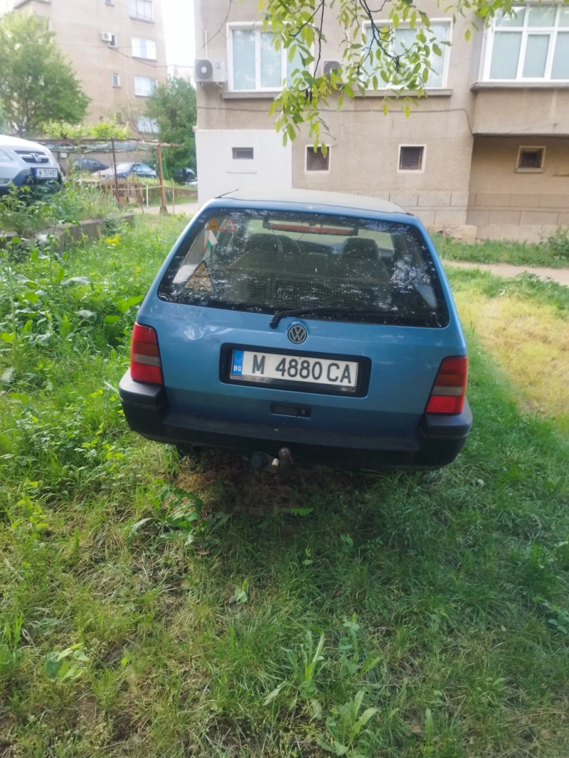 VW Golf Комби, снимка 4 - Автомобили и джипове - 46507563