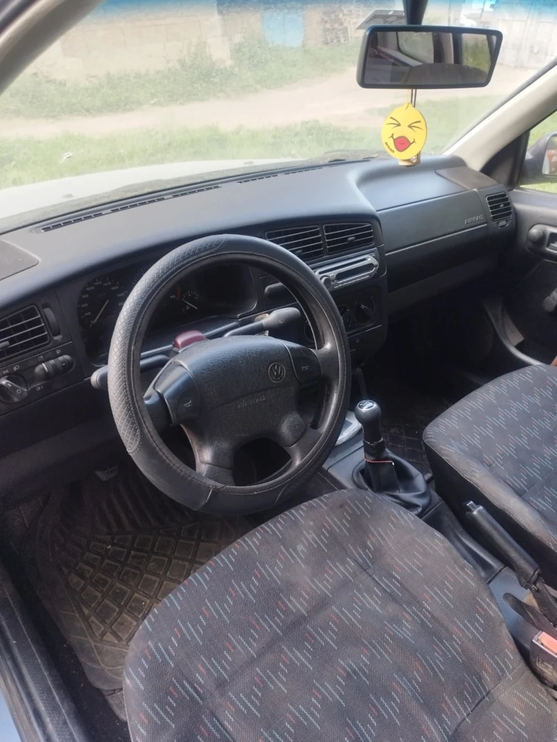 VW Golf Комби, снимка 5 - Автомобили и джипове - 46507563