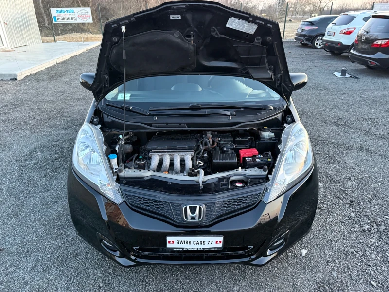 Honda Jazz 1.4i Automatic Swiss Facelift, снимка 4 - Автомобили и джипове - 49270427