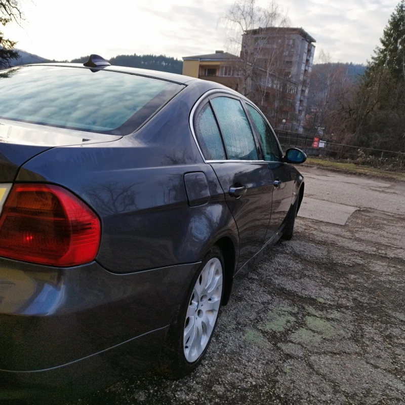 BMW 330, снимка 7 - Автомобили и джипове - 49166072