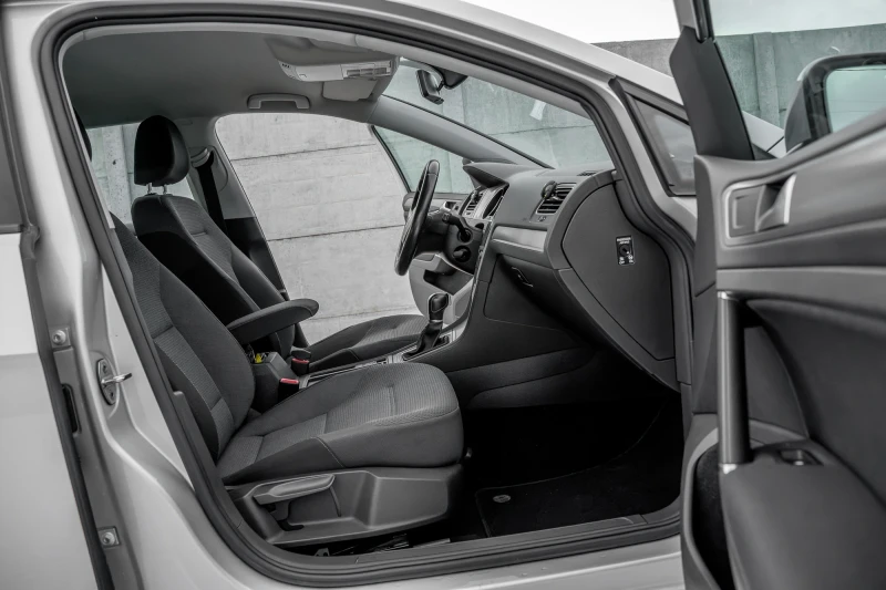 VW Golf AVTOMAT , снимка 12 - Автомобили и джипове - 50348237