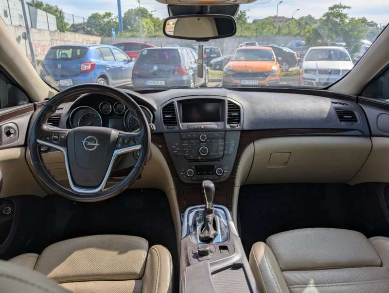 Opel Insignia 2.0T 4х4 220к.с., снимка 5 - Автомобили и джипове - 52218415