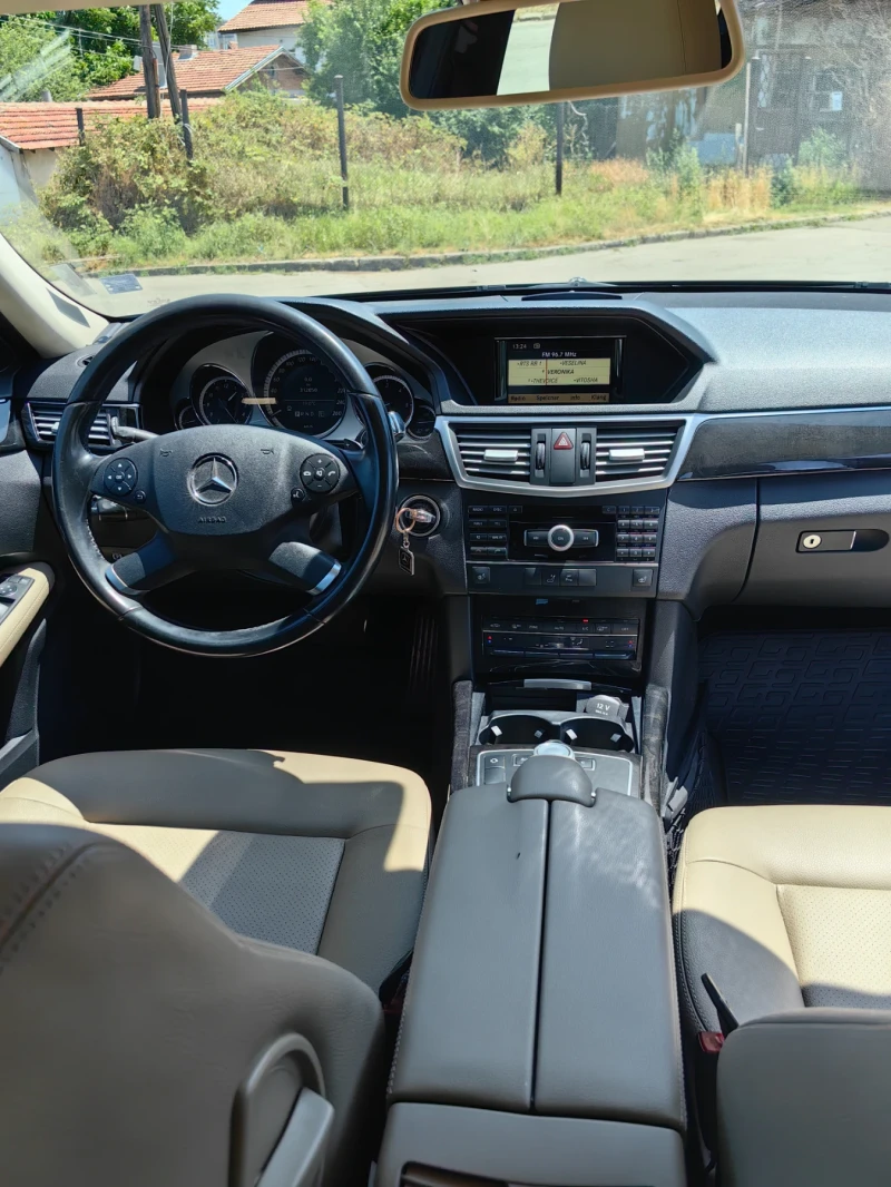 Mercedes-Benz E 350, снимка 9 - Автомобили и джипове - 52234755