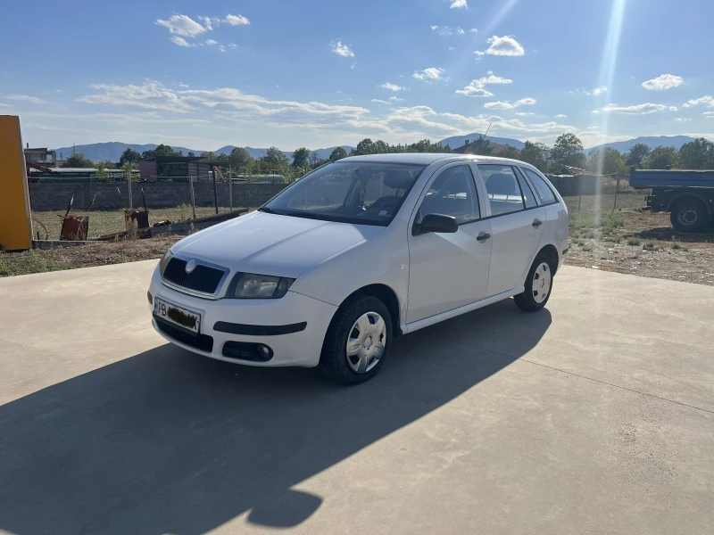 Skoda Fabia 1.4TDI купувана нова от България, снимка 3 - Автомобили и джипове - 51900872