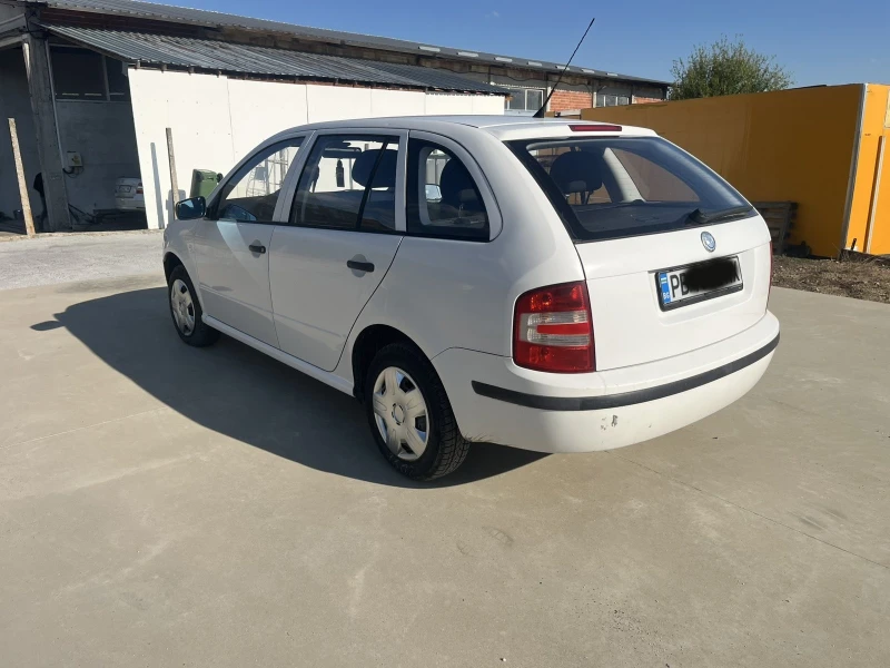 Skoda Fabia 1.4TDI купувана нова от България, снимка 6 - Автомобили и джипове - 51900872