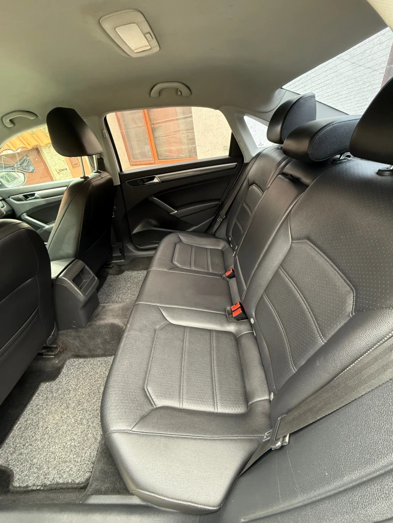 VW Passat 1.8 Tsi R-line, снимка 11 - Автомобили и джипове - 52230250