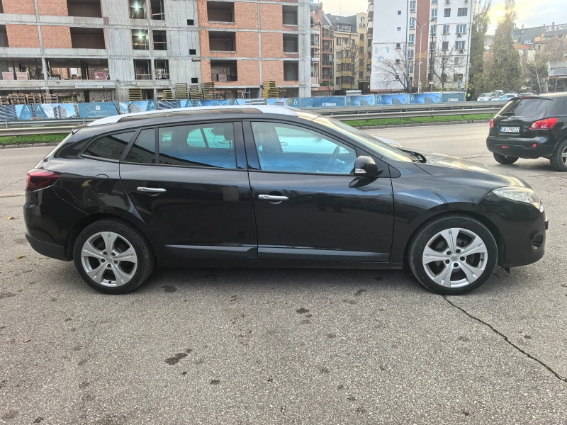 Renault Megane, снимка 3 - Автомобили и джипове - 52482568