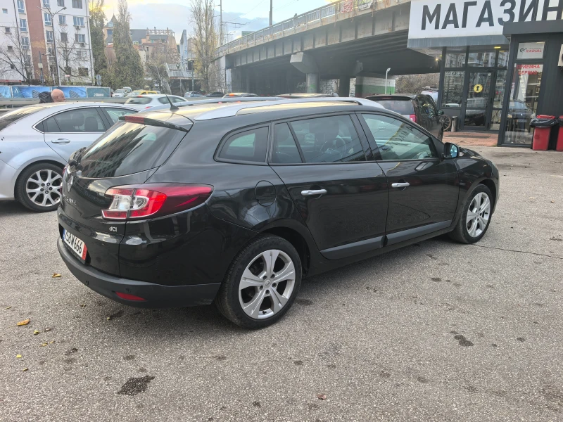 Renault Megane, снимка 4 - Автомобили и джипове - 52482568