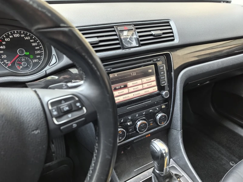 VW Passat, снимка 5 - Автомобили и джипове - 52708661