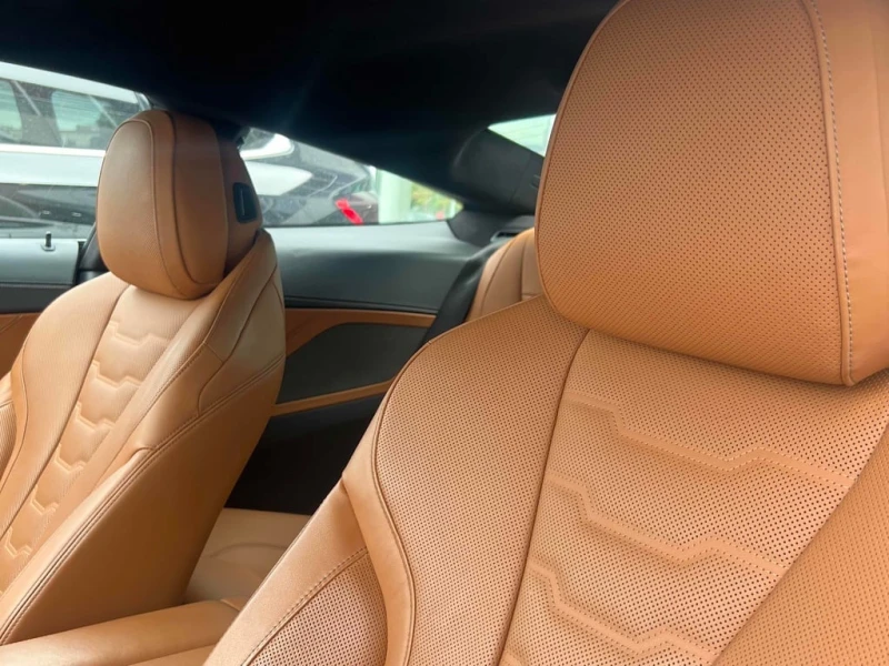 BMW 850 M850i xDrive 2020* CARFAX * БЕЗ ПЪРВОНАЧАЛНА ВНОСК, снимка 16 - Автомобили и джипове - 52831701