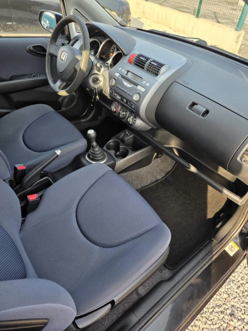 Honda Jazz 1.4-83кс, снимка 5 - Автомобили и джипове - 52886556