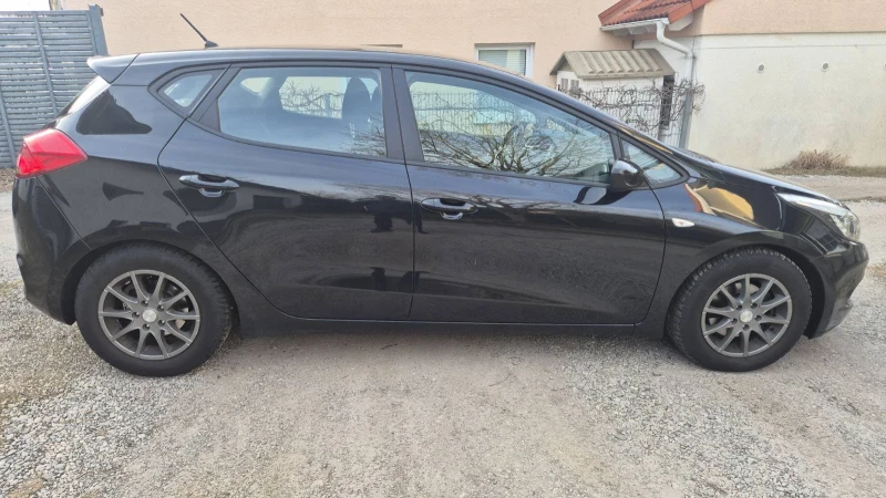 Kia Ceed 1.4 99кс Германия ТОП, снимка 7 - Автомобили и джипове - 53246871