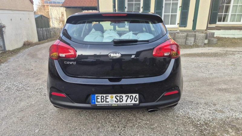 Kia Ceed 1.4 99кс Германия ТОП, снимка 3 - Автомобили и джипове - 53246871