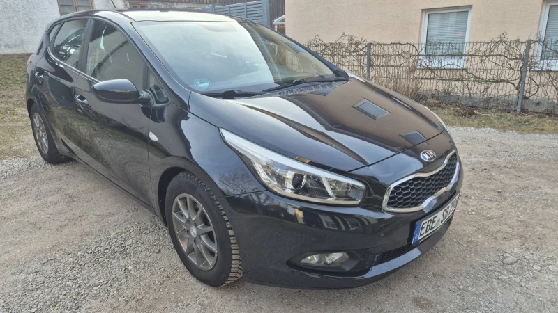 Kia Ceed 1.4 99кс Германия ТОП, снимка 8 - Автомобили и джипове - 53246871