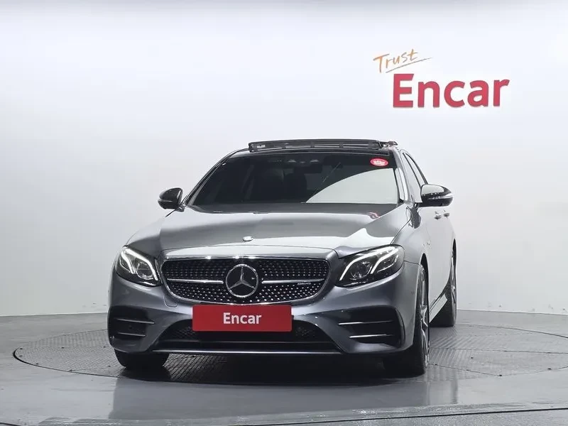 Mercedes-Benz E 43 AMG Amg 4Matic, снимка 3 - Автомобили и джипове - 55141357